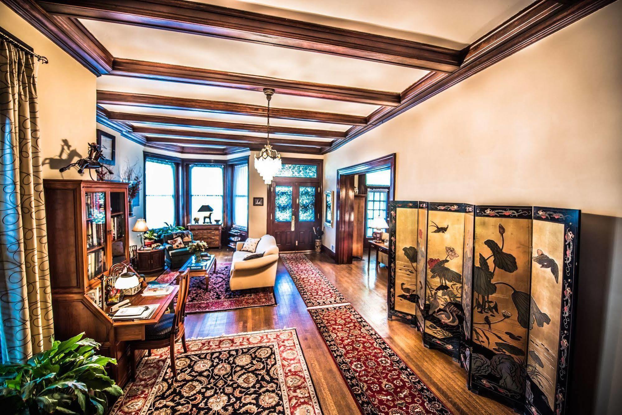 Inn At St James Court Louisville Eksteriør bilde