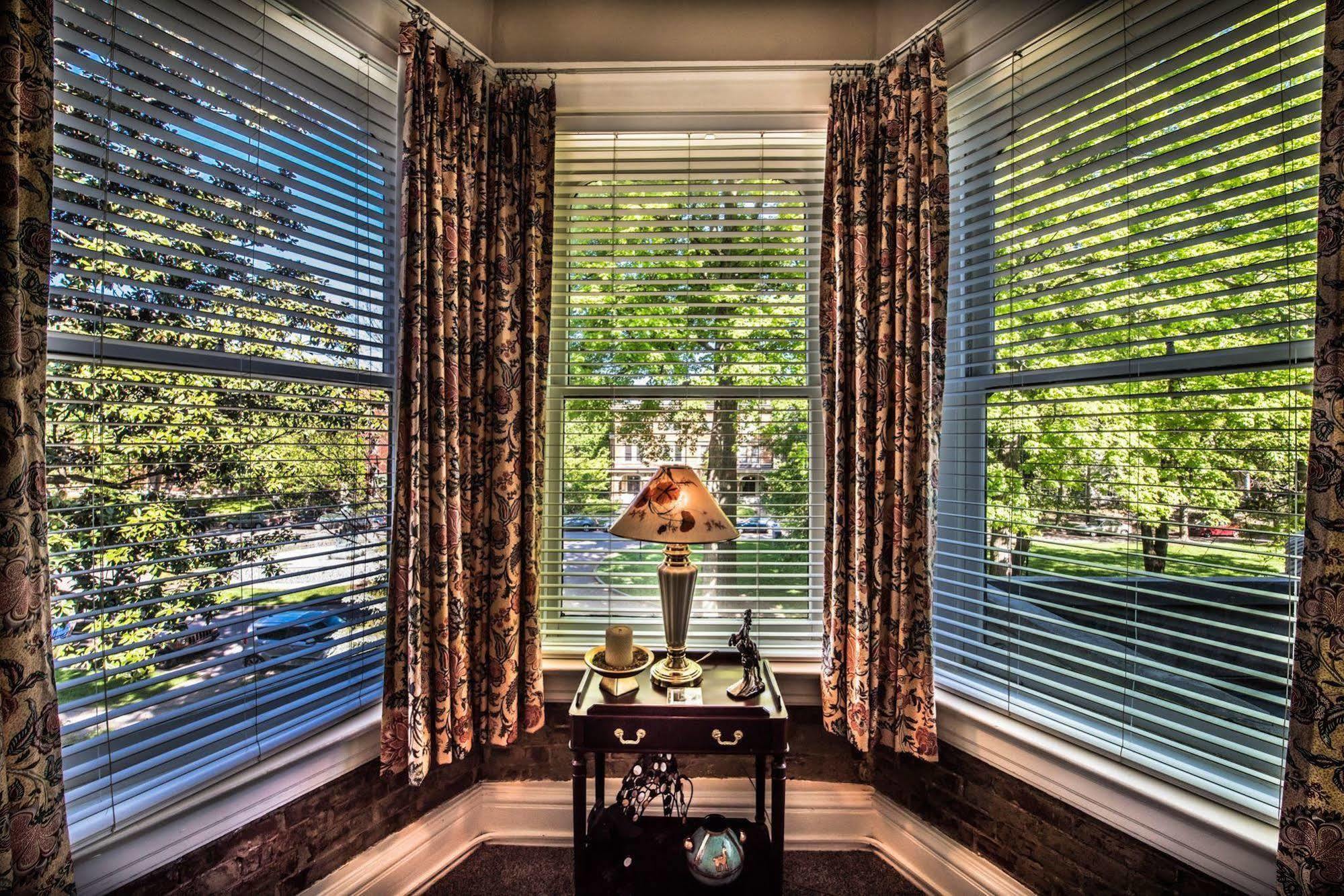 Inn At St James Court Louisville Eksteriør bilde